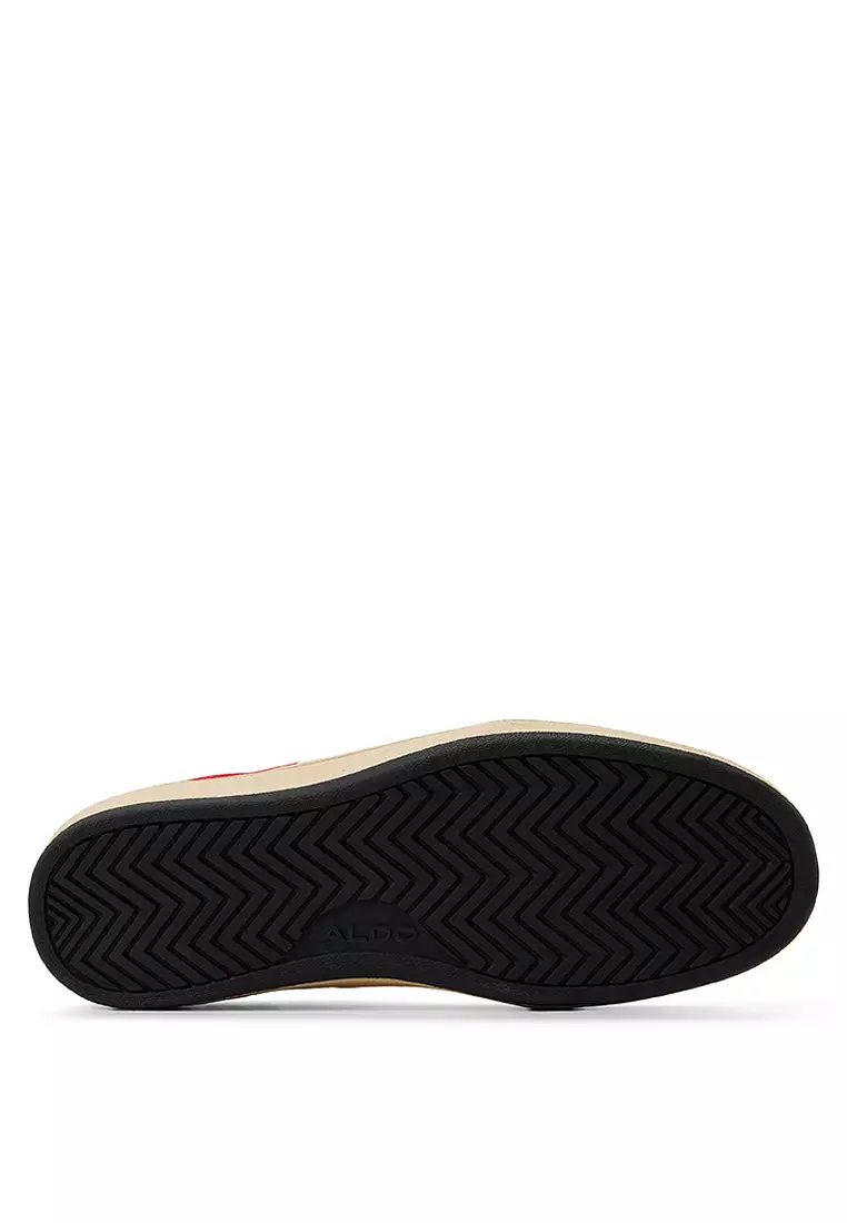 Roscoe Sneakers