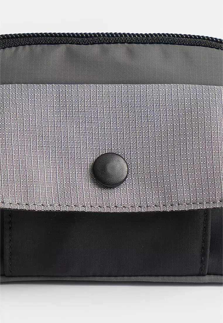 Coin Purse with Clip Label