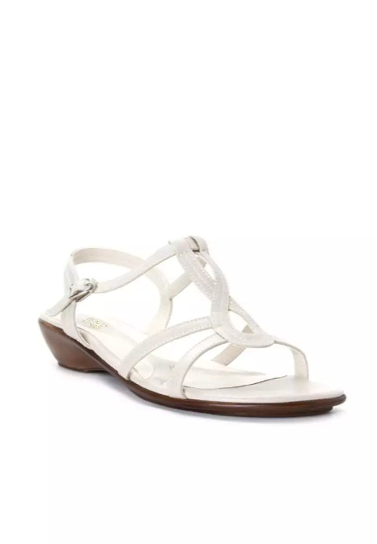 Bandolino on sale strappy sandals