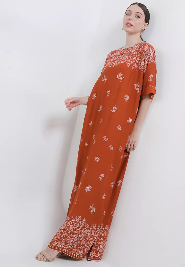 Longdress Thailand Style Motif Kembang Kecil 1