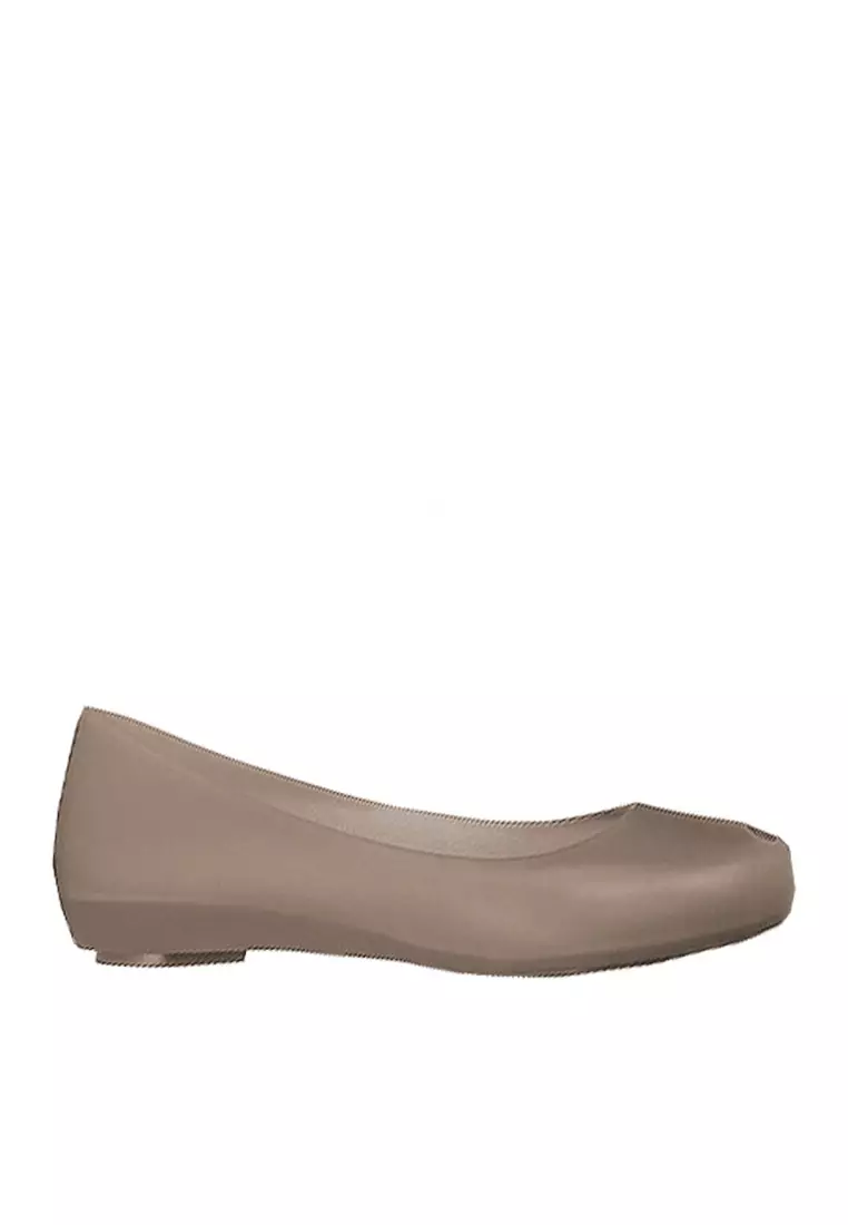 Discount on Twenty Eight Shoes  shoes - SKU: VANSA Fashion Non-Slip Jelly Rain Flats Shoes VSW-R1901