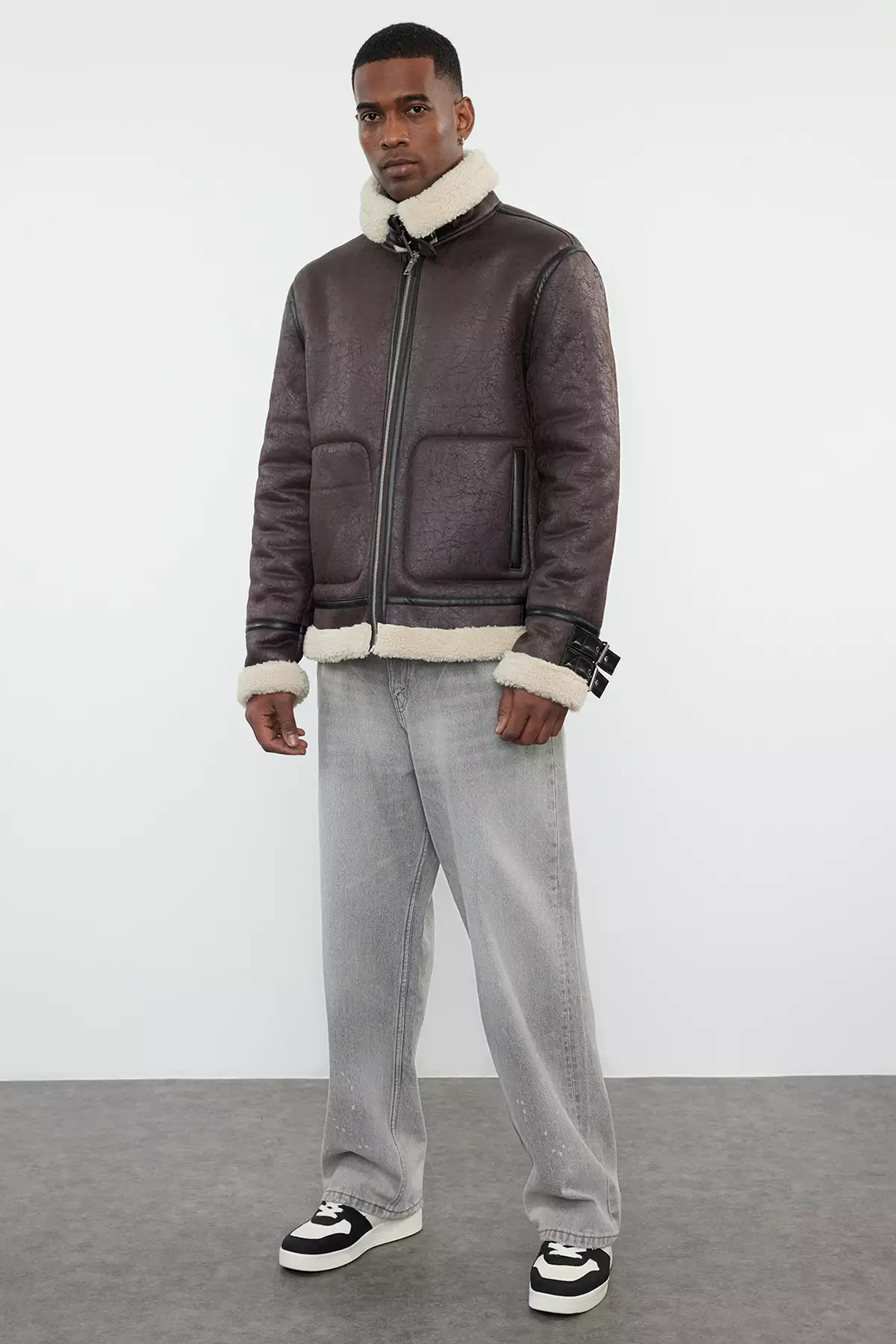 Men's Dark Brown Regular Fit Winter Coat With Fur Inside Tmnaw25Mo00013