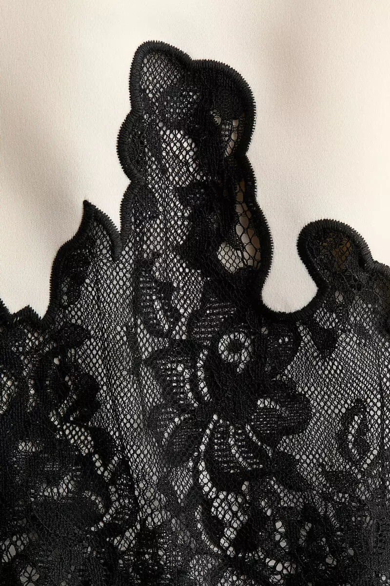 Lace-trimmed strappy dress