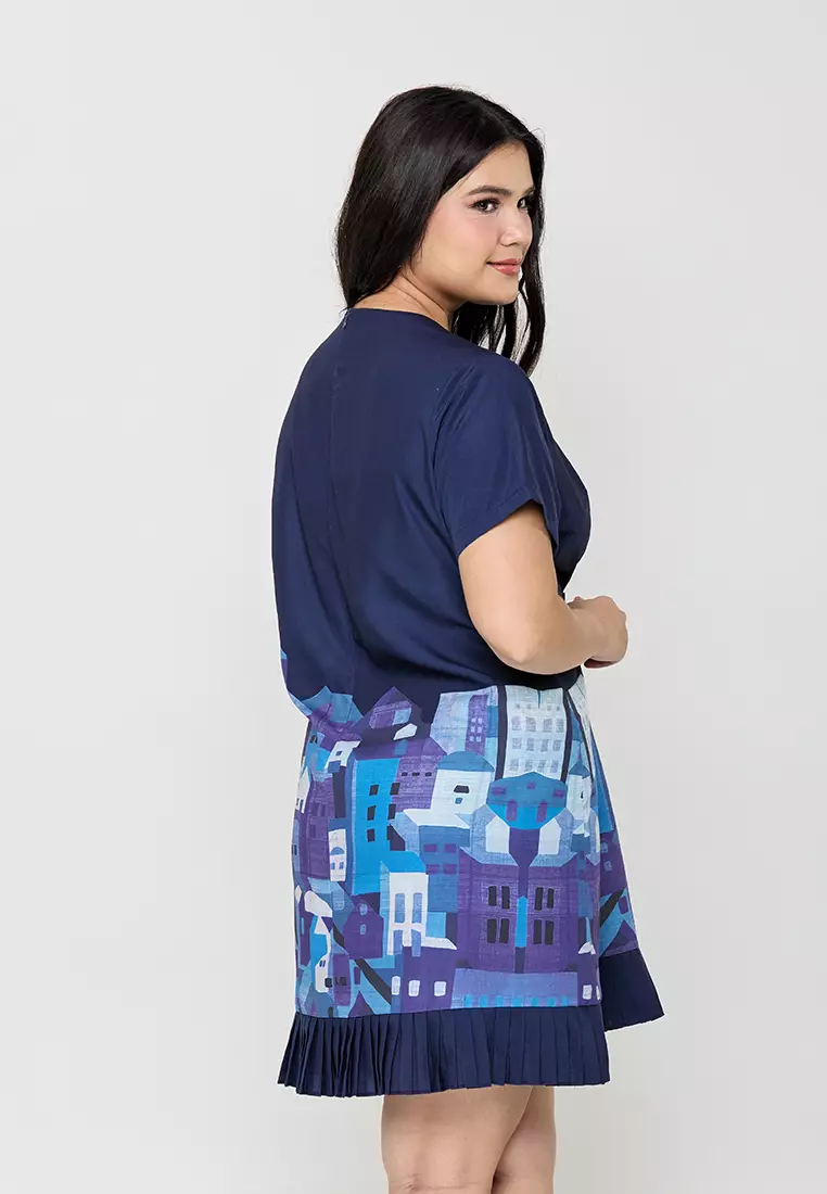 Milly Plus Size Elowen Shift Dress with Pleated Hem Detail