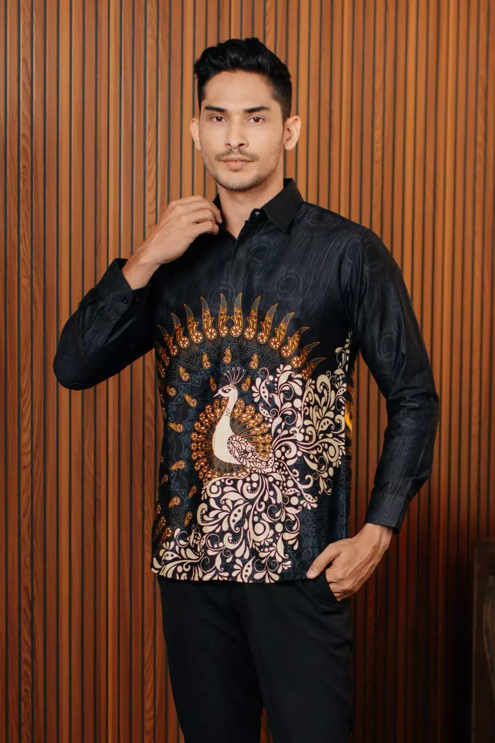 Adyatma Kalandra Black Kemeja Batik Slim Fit Pria Lengan Panjang Katun