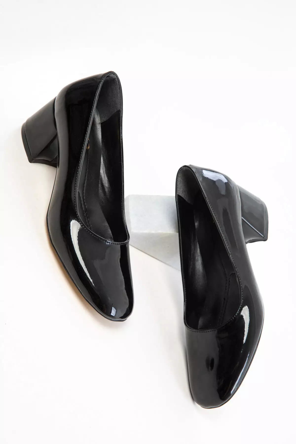 Black Patent Leather Women'S Classic Heeled Shoes 20808