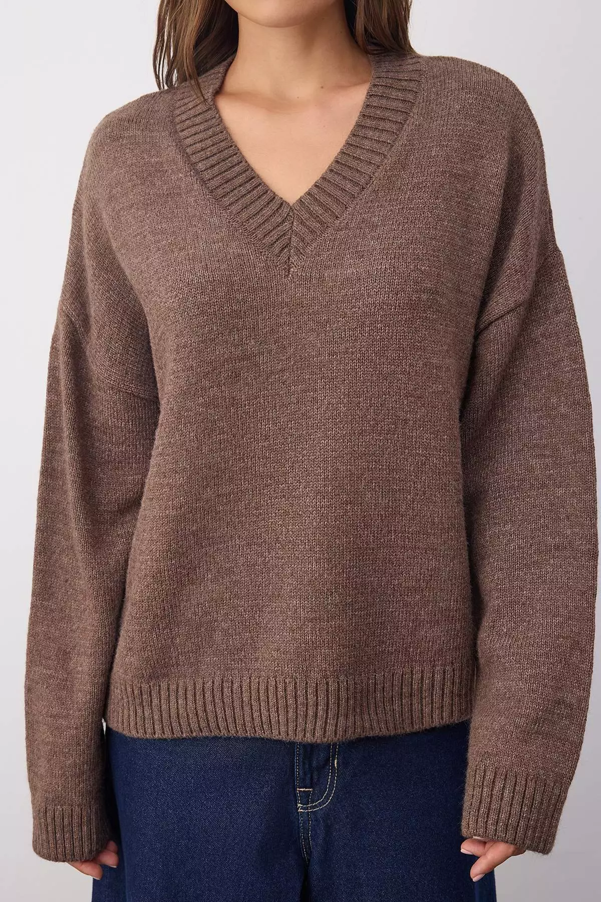 Wardrobe Essentials Mink Basic Loose Fit Soft Texture Knit Sweater | Twoaw26Kz00091