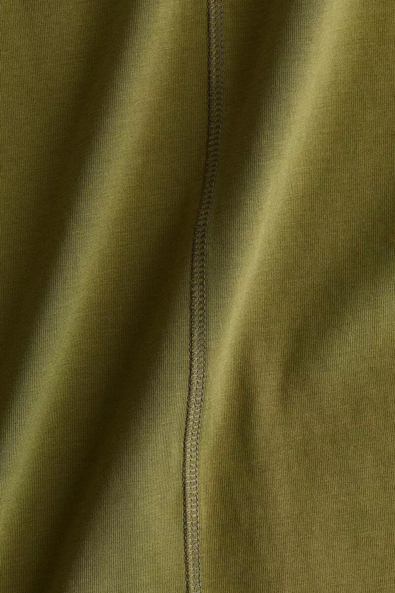 Flatlock-seam vest top