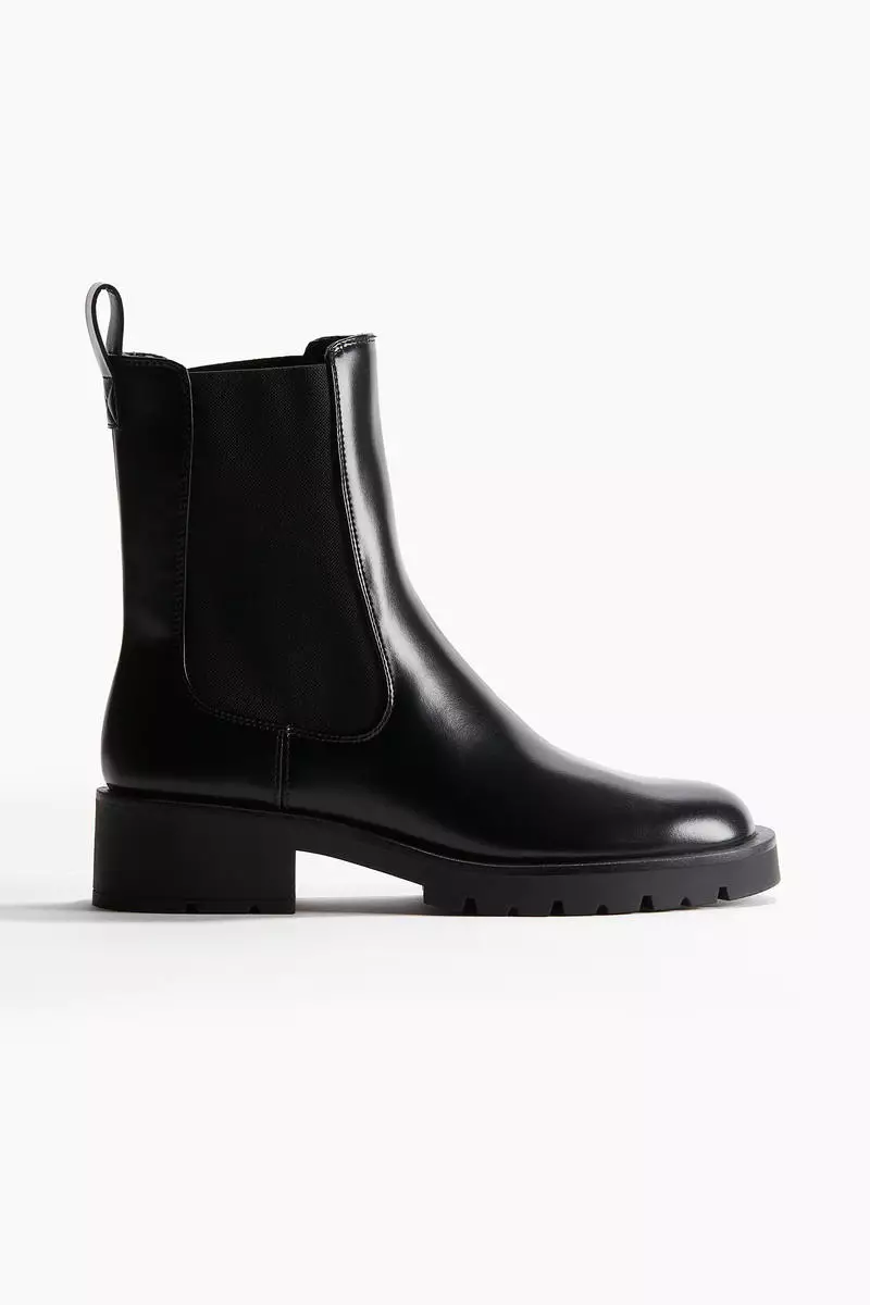 Discount on H&m  shoes - SKU: Leather Chelsea Boots