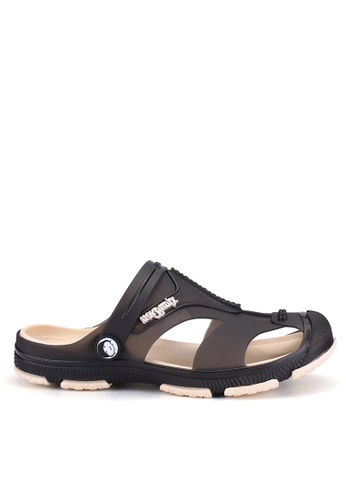 Twenty Eight Shoes black Waterproof Jelly Rain and Beach Sandals VMR1721 22A14SHE7B08B5GS_1