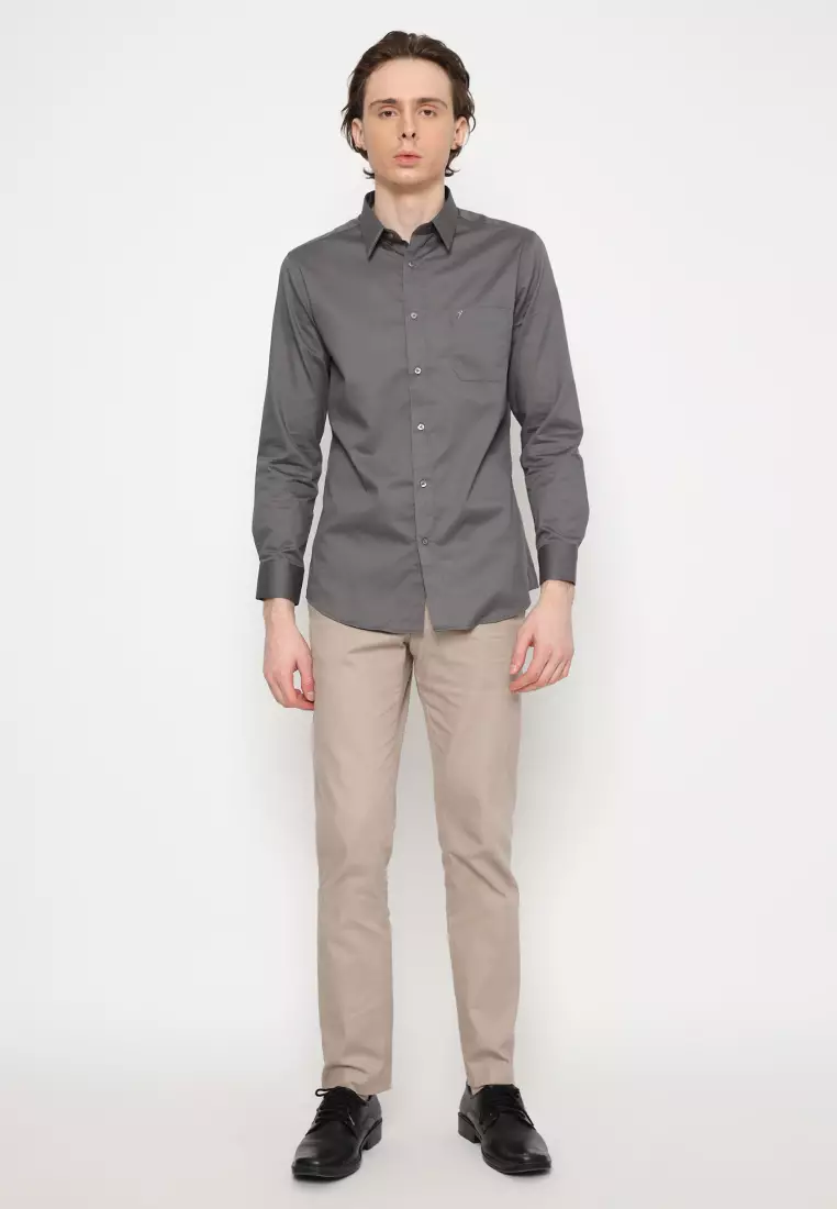 Jobb Geronimo Kemeja Pria Lengan Panjang Slim Fit Dark Grey