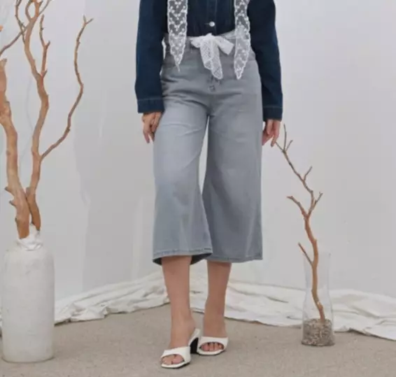 Hazel Wide-Leg Denim in Light Blue