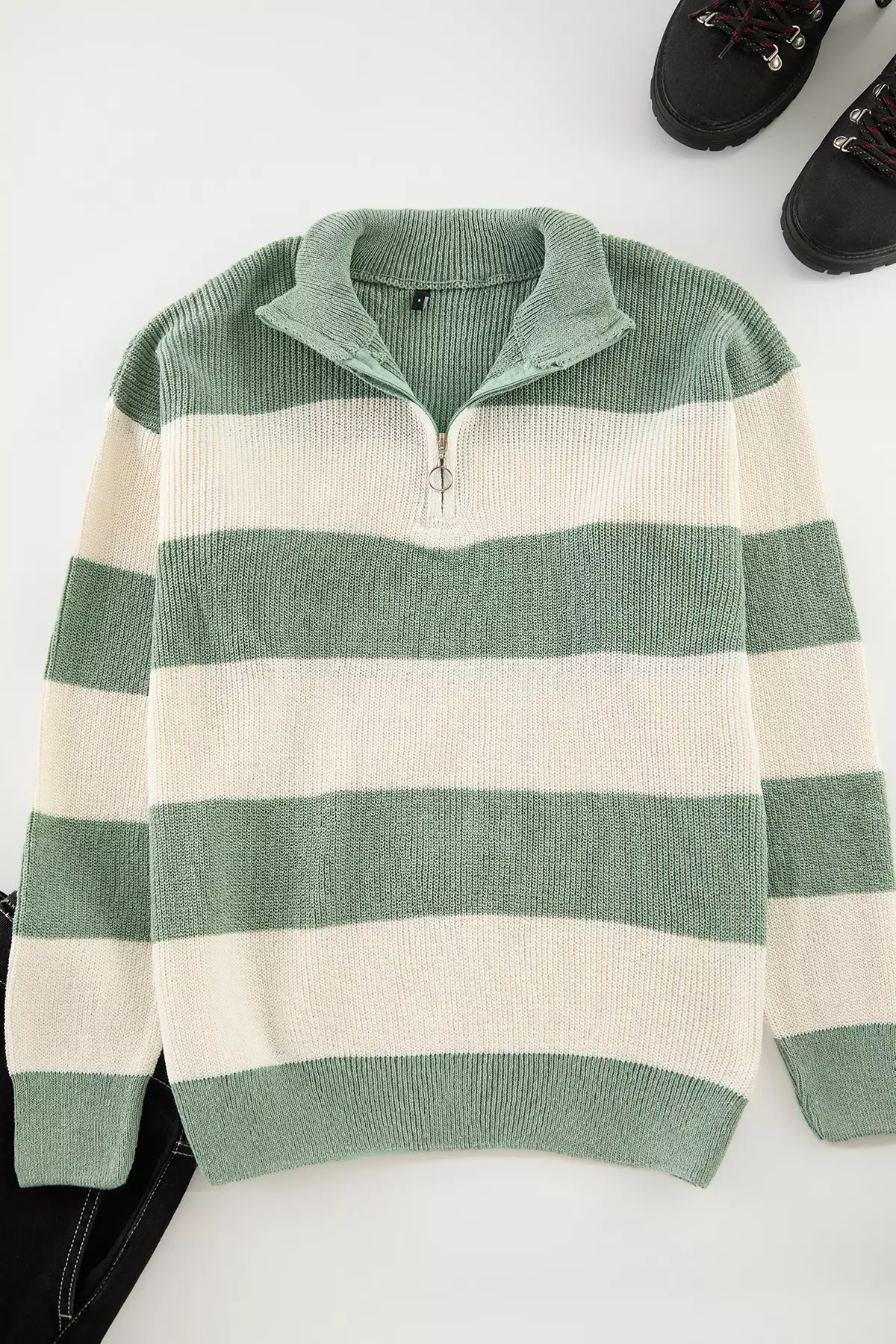 Mint Fitted Stand Collar Striped Sweater Tmnaw25Kz00062