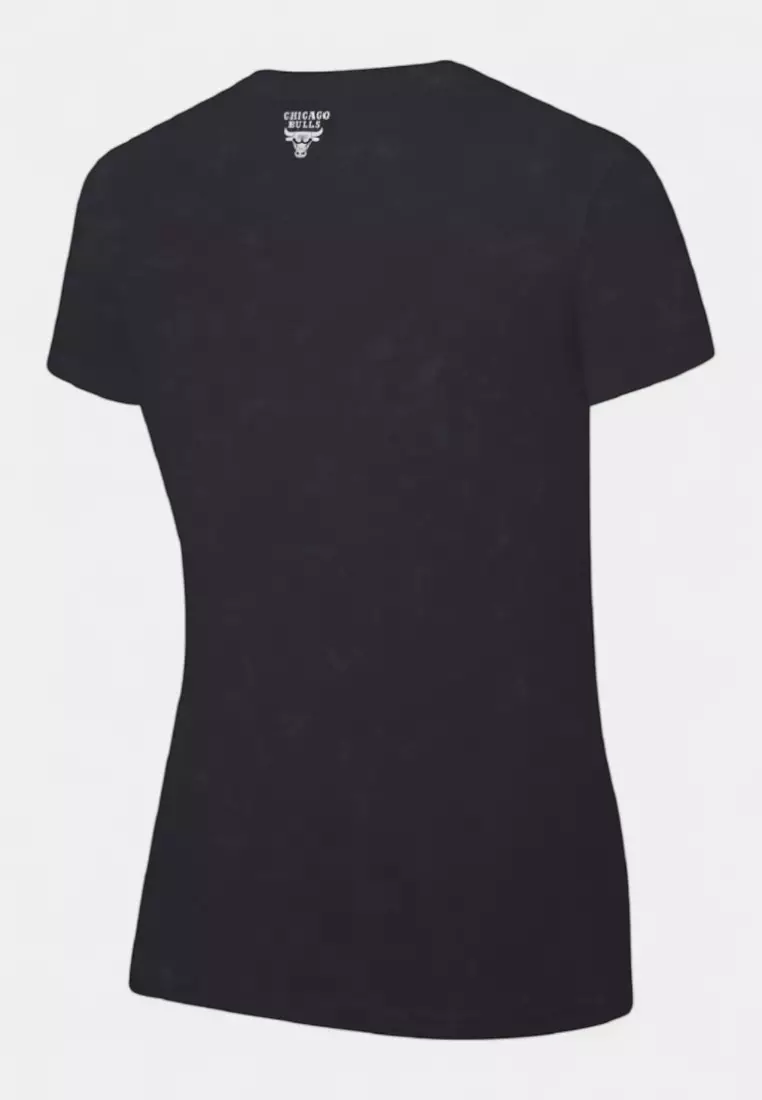 Chicago Bulls Womens T-Shirt Distressed Collection