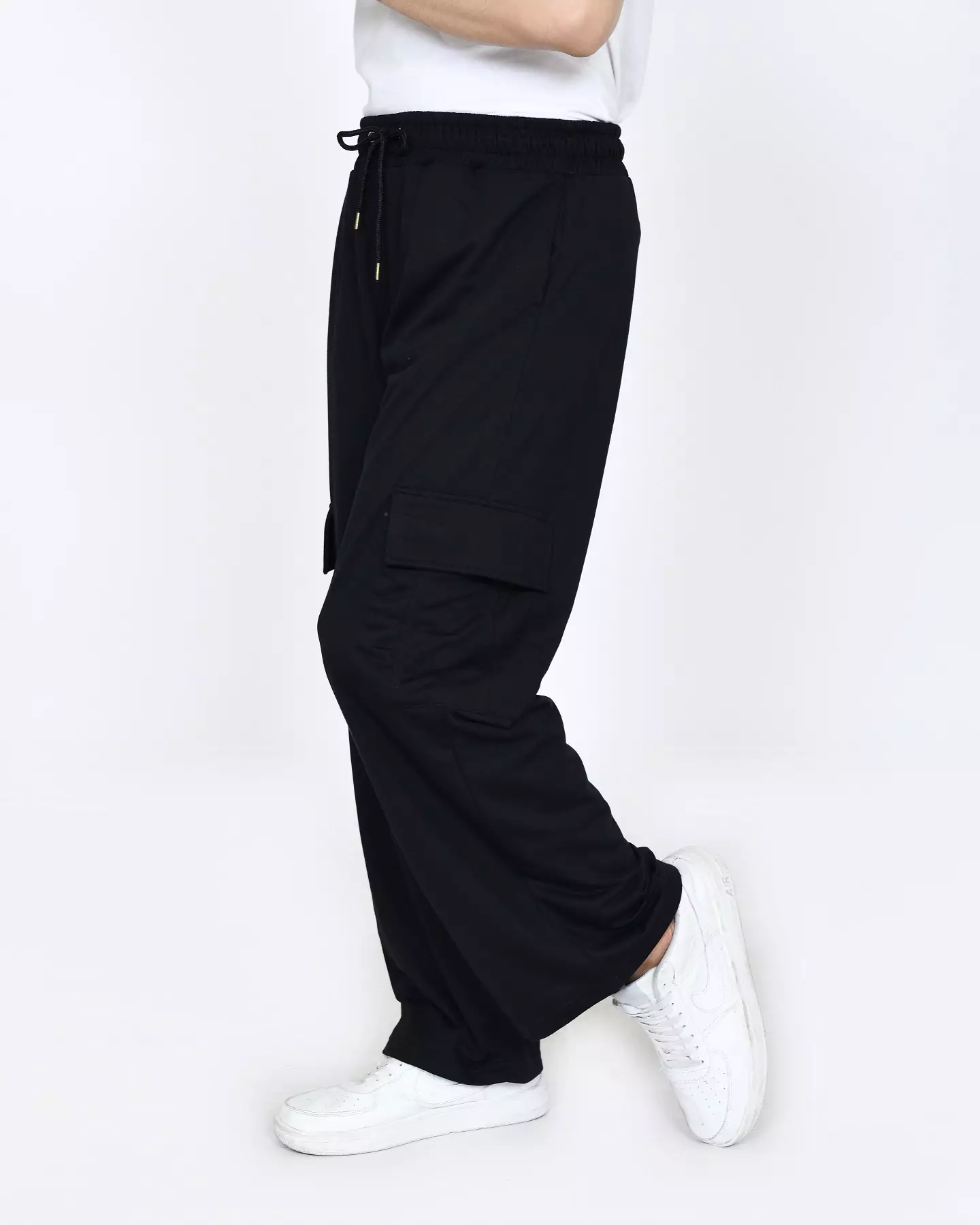 Celana Panjang Pria - Sporty Cargo Pants HITAM