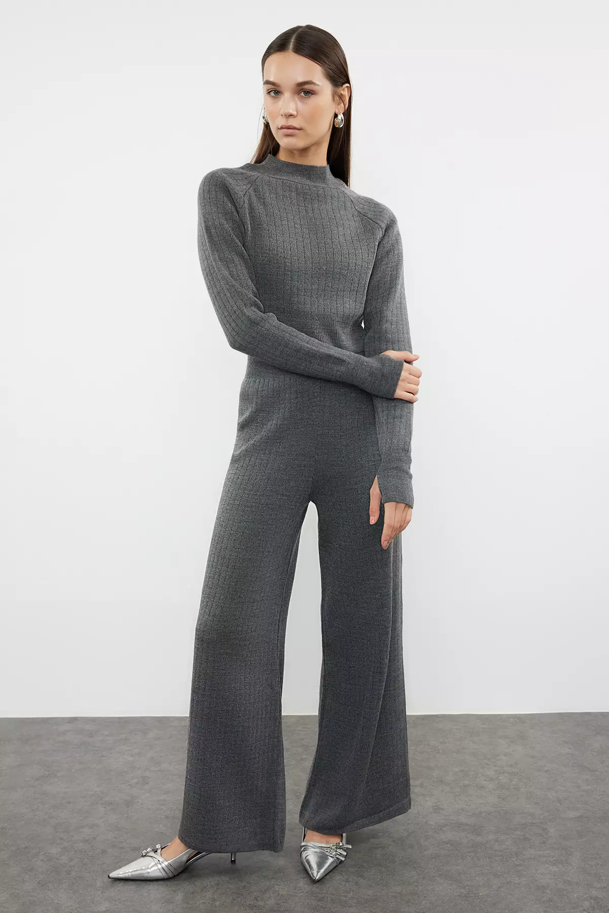 Anthracite Knitwear Crop Top And Trousers Set Toe Detailed