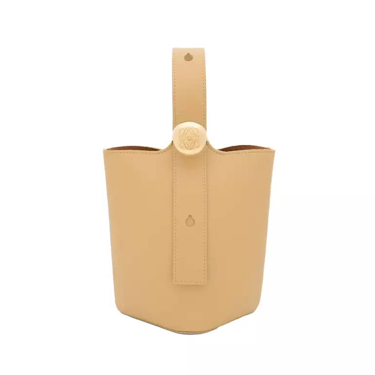 Mini Pebble Bucket Bag Mellow Calfskin Dark Butter
