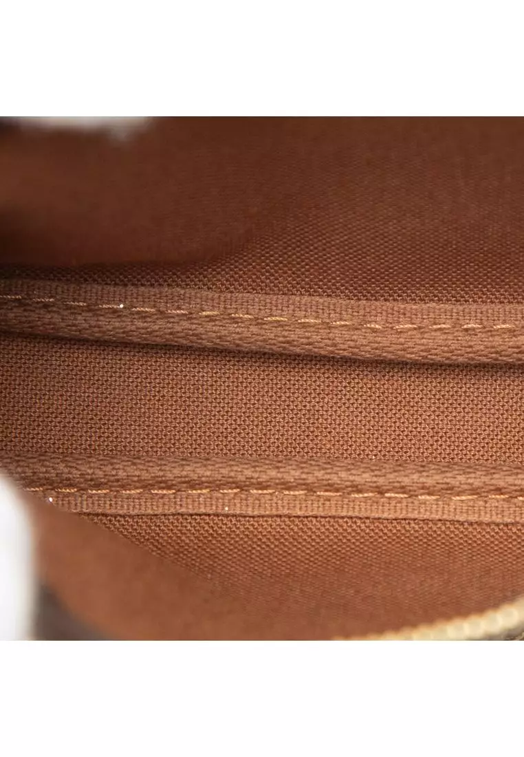 Pre-Loved Louis Vuitton Monogram Mini Pochette Accessoires