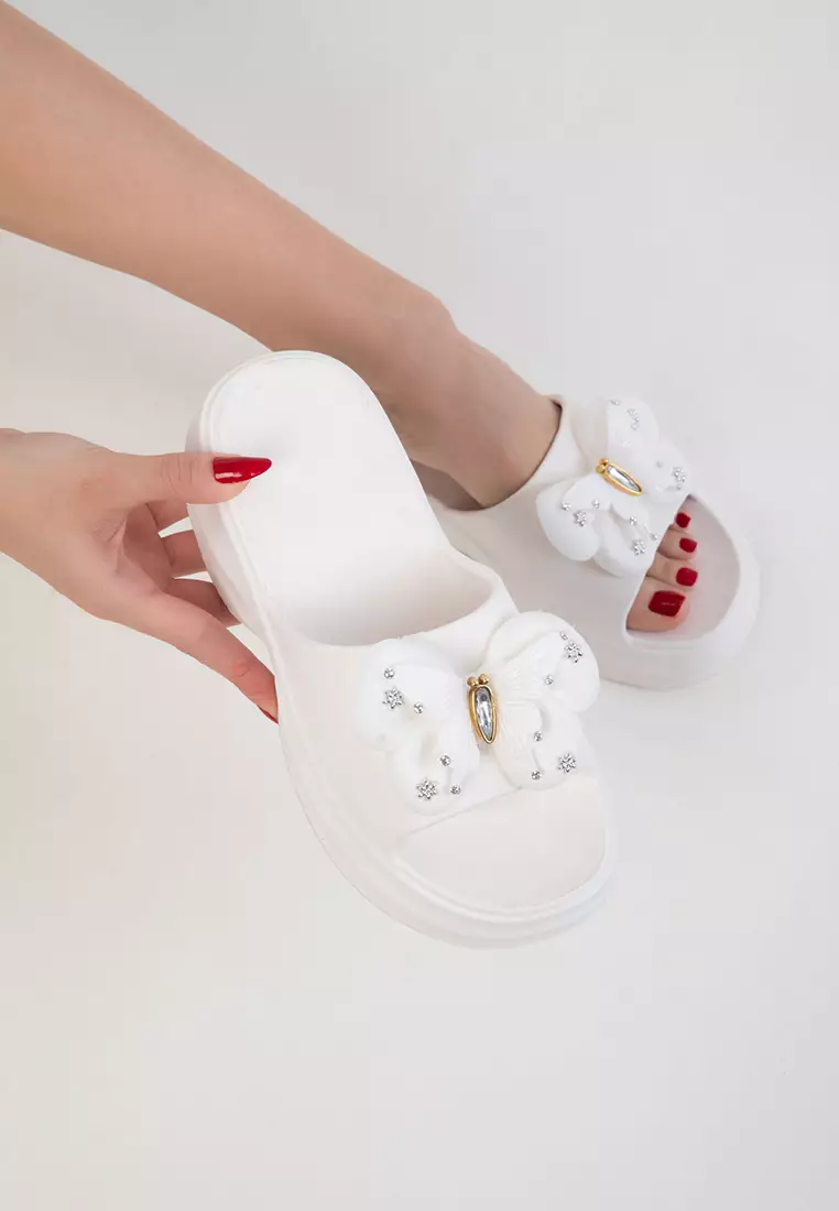 White Women's Slippers 20419