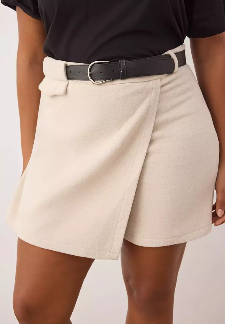 Plus Size Belted Skort