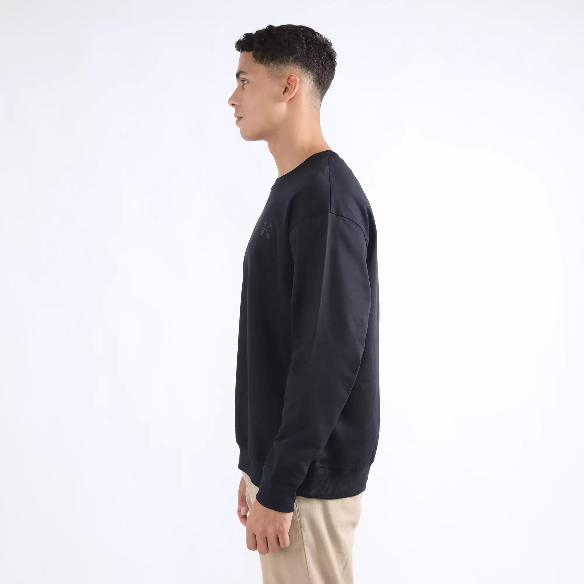 FACILITY by Larusso Work in Progress - Nixon Crewneck - Black