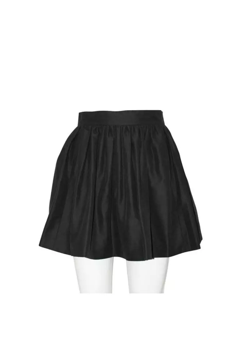 Black pleated on sale skirt designer