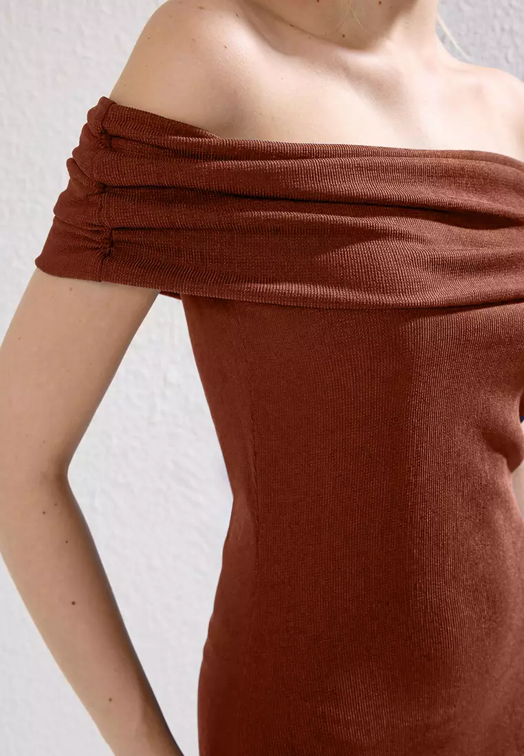 Off Shoulder Ruched Midi Dress