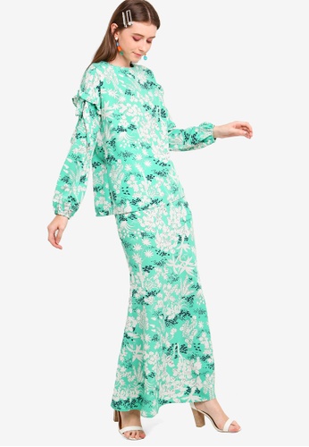 Frill Ribbon Puff Sleeve Kurung from Lubna in Green