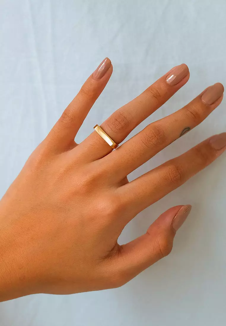 Engravable Bar Ring 14k Gold
