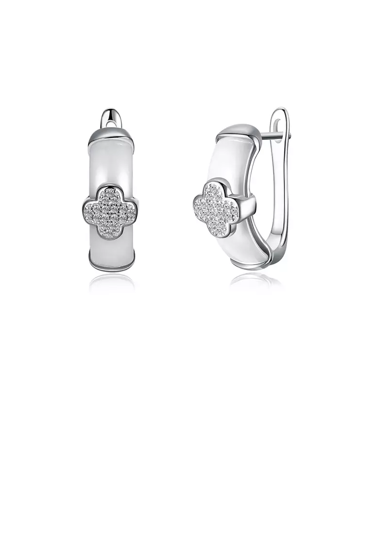 White ceramic earrings outlet