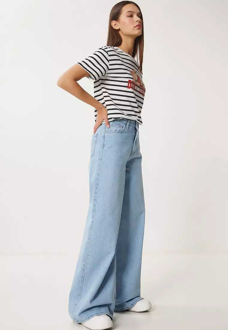 Mid Waist Wide Leg Jeans