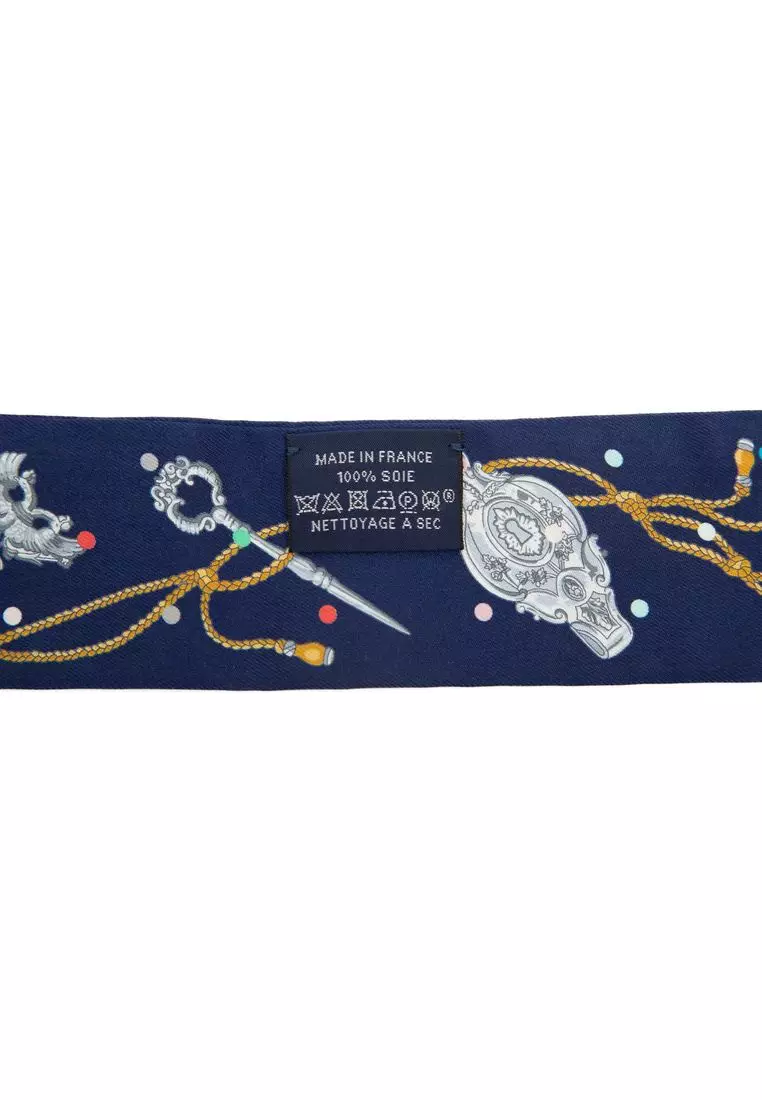 Pre-Loved Hermès Les Cles A Pois Silk Twilly Scarf