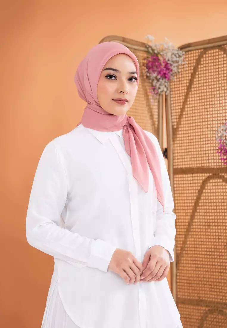 ZM Zaskia Mecca - Sana Pink Hijab Kerudung Segi Empat