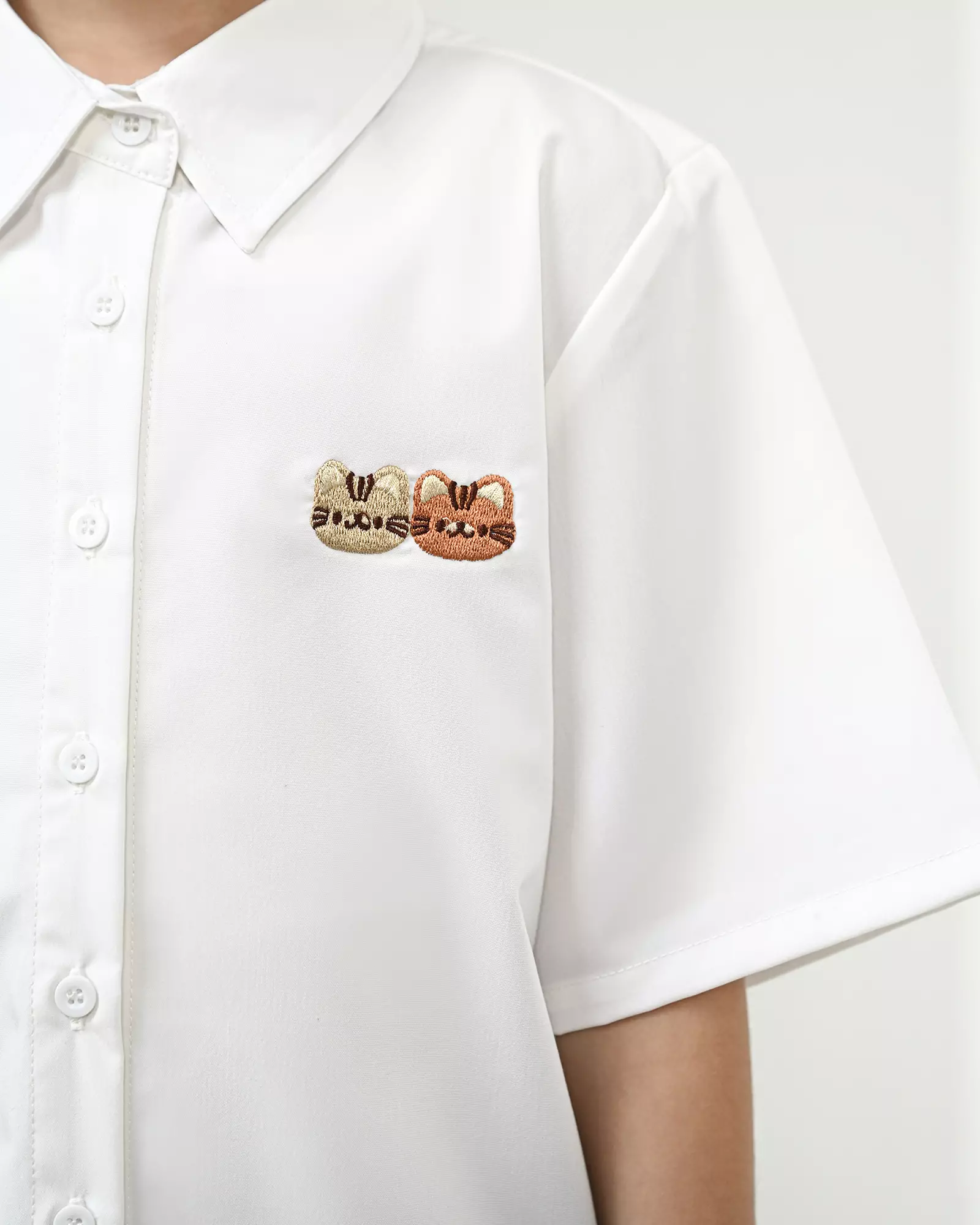 Geulis.id COLTA SHIRT - White