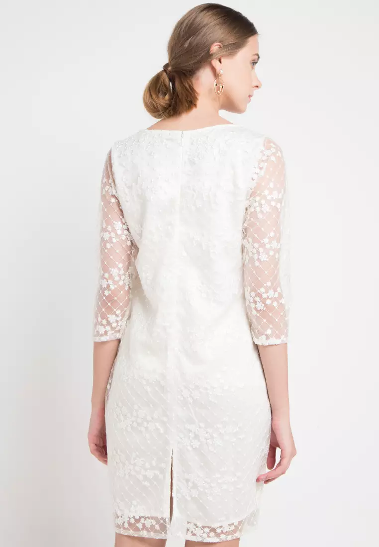 Shary Lace Dress In Offwhite