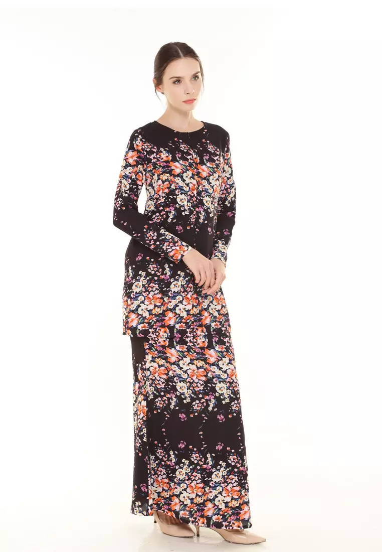 Rina Printed Kurung in Black Rainbow Flower