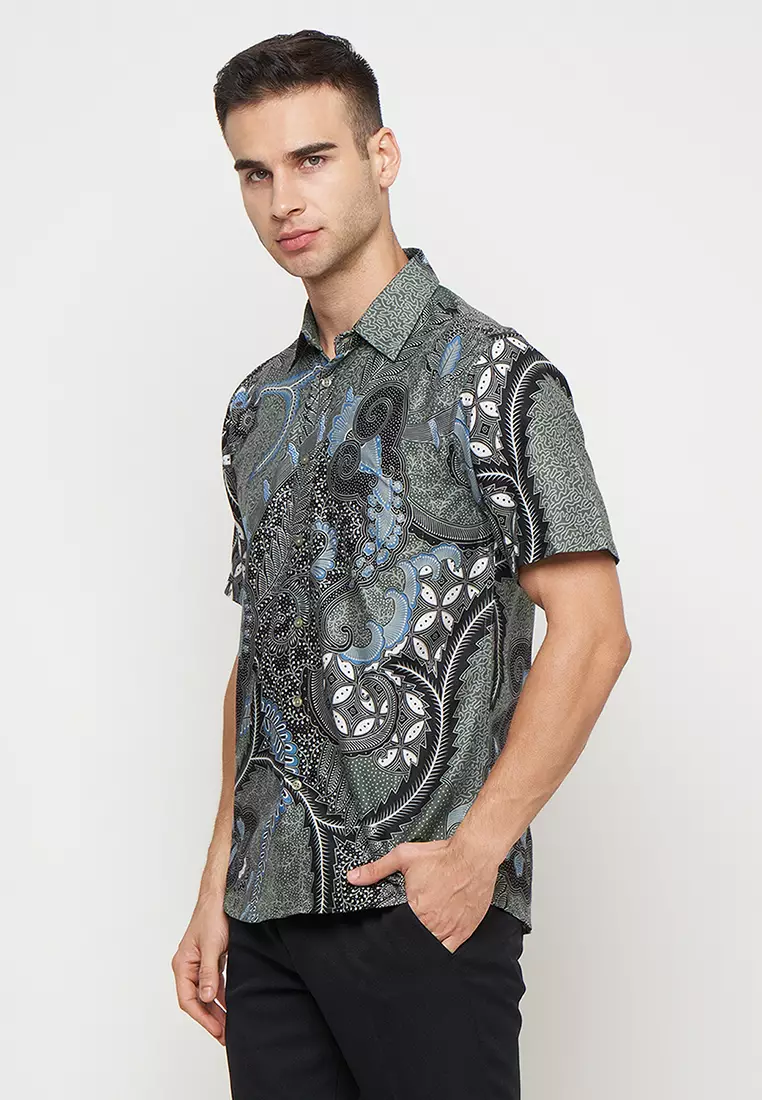 Slimfit Rayana Olive Kemeja Batik Pria Lengan Pendek
