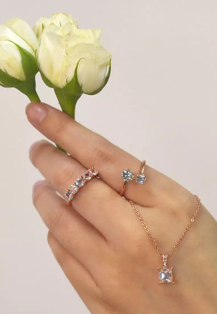 Split Crystal Clear Personality Ring Embellished with SWAROVSKI® crystals