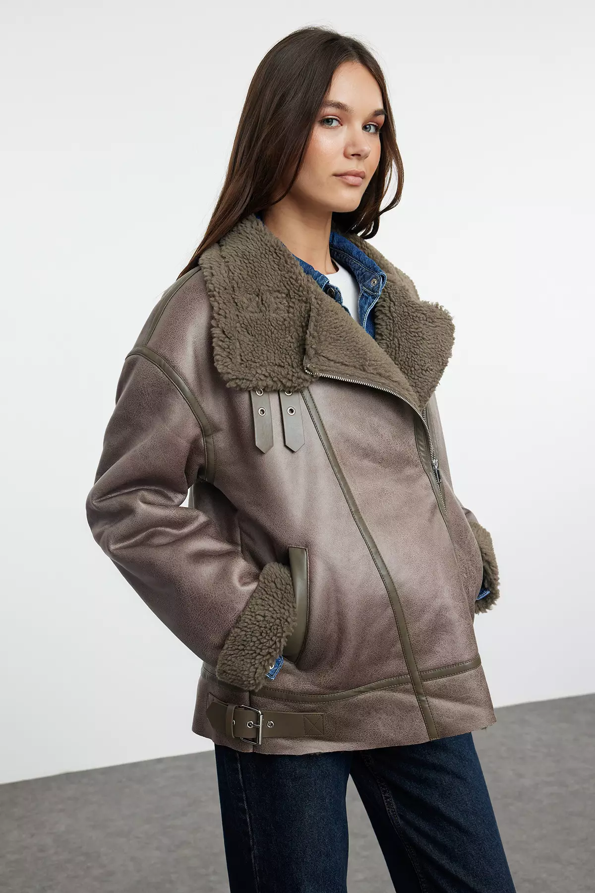 Mink Coat Collar with Belt Detail Plush Suede Biker Jacket Coat TWOAW25MO00011