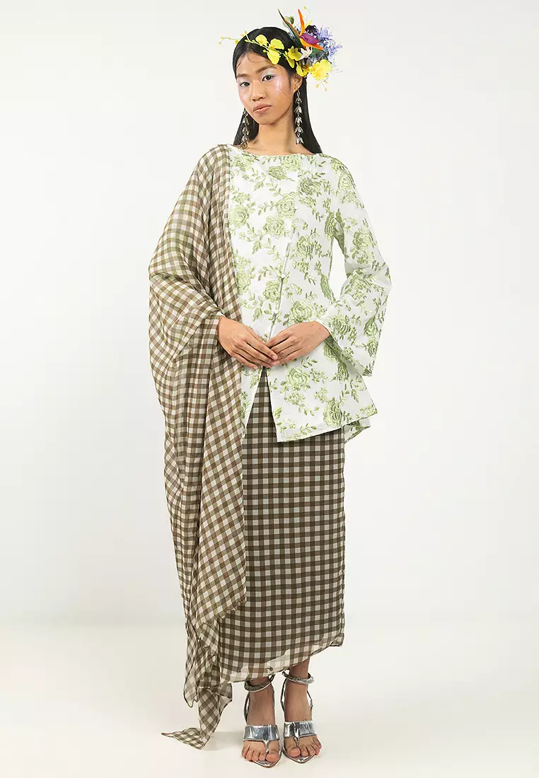 Kemboja Kebaya Set