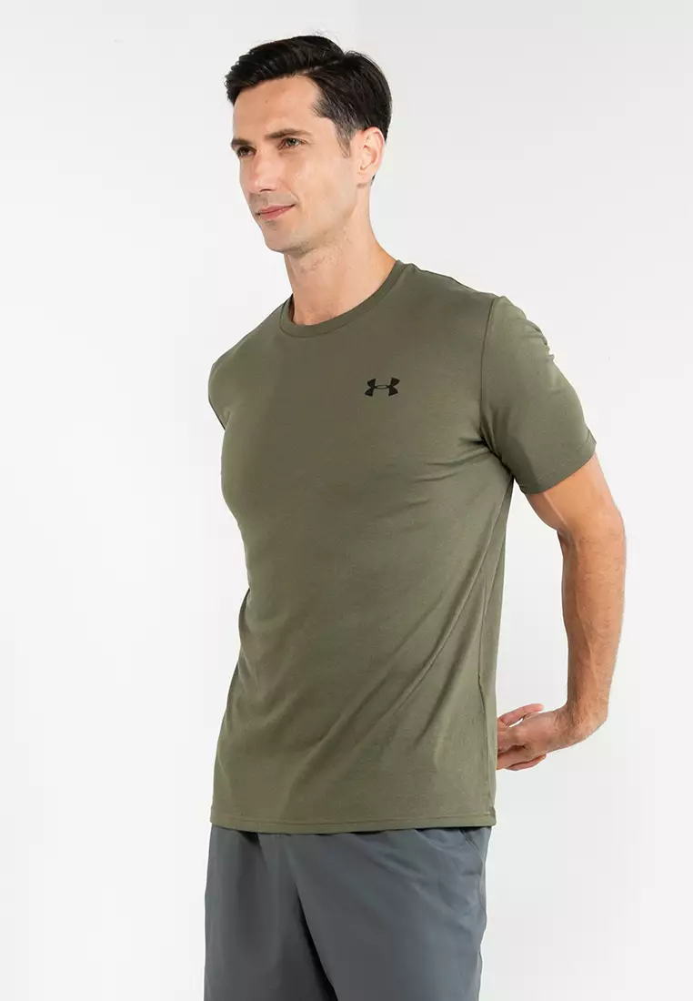 Under armour hotsell lockup t shirt