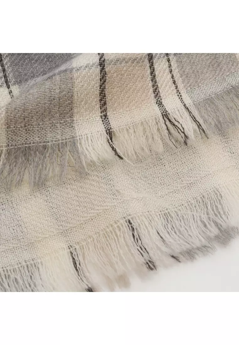 Pre-Loved Chanel coco mark Stall check cashmere ivory gray 13A
