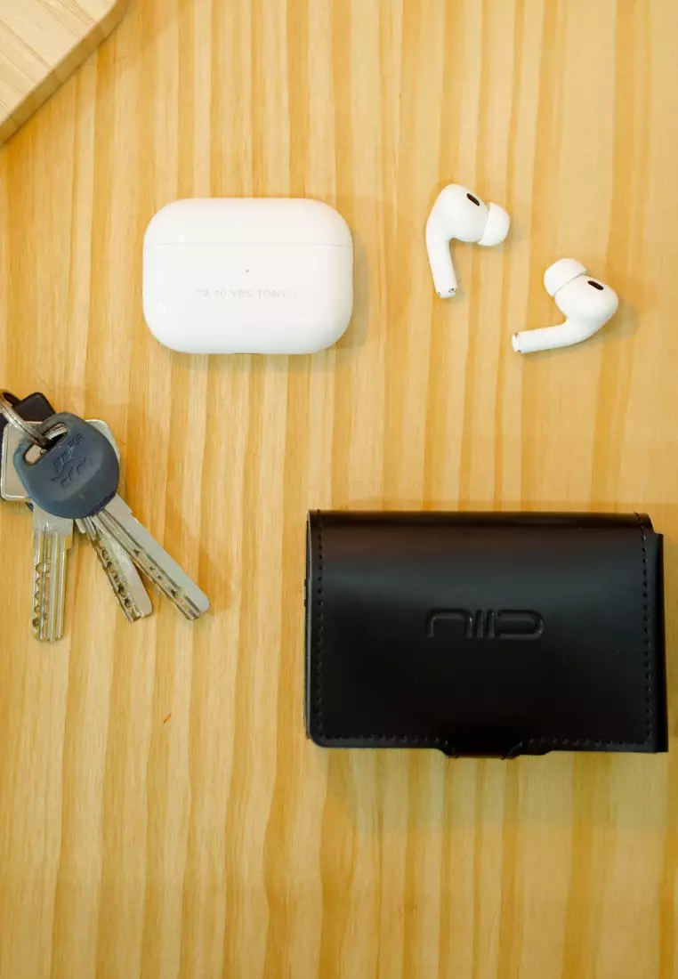 NIID Slide III 防刮牛皮 RFID銀包卡片盒 - 午夜黑