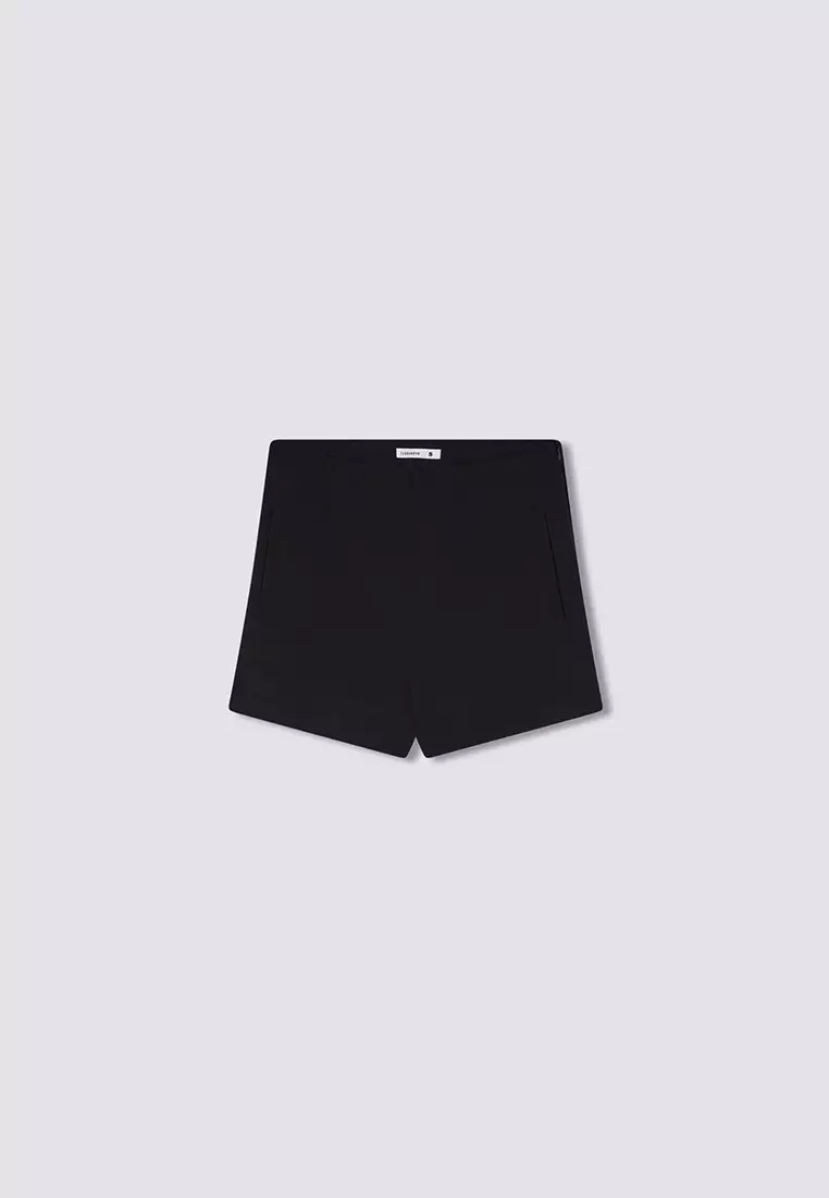 Woman Short Pants