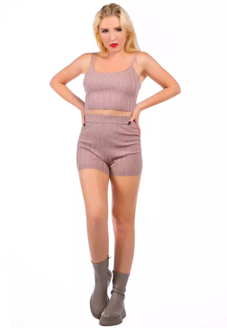 Rib Knit Spaghetti Crop Top di Mocha