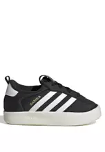 Core Black/Ftwr White/Off White