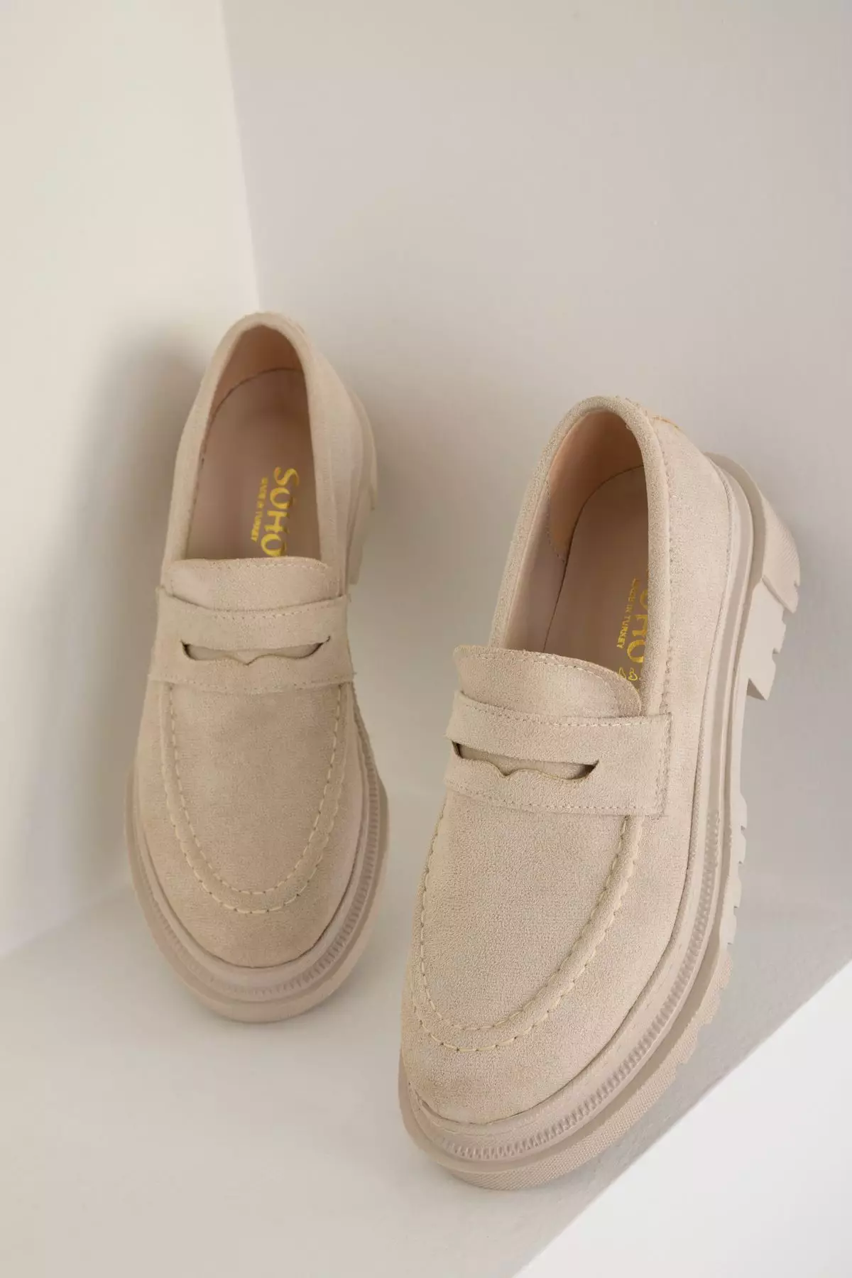 Round Toe Loafers
