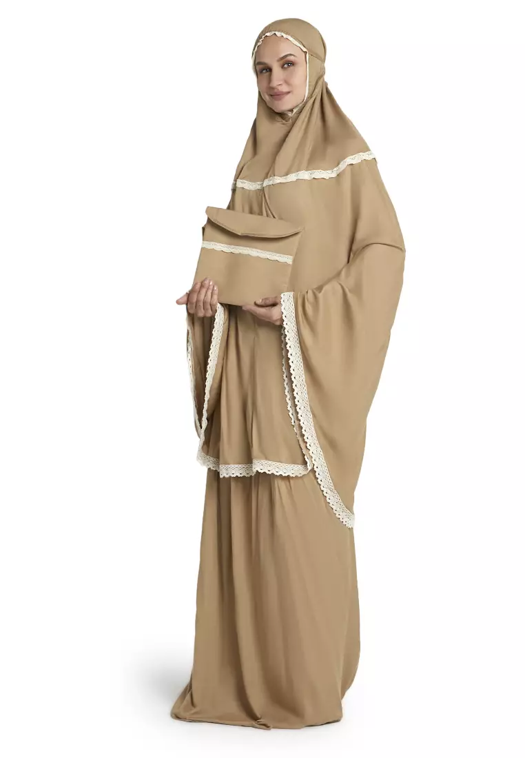 Delilah Mukena Bali Renda Simple Motif Polos Casual Wanita - Coklat Susu