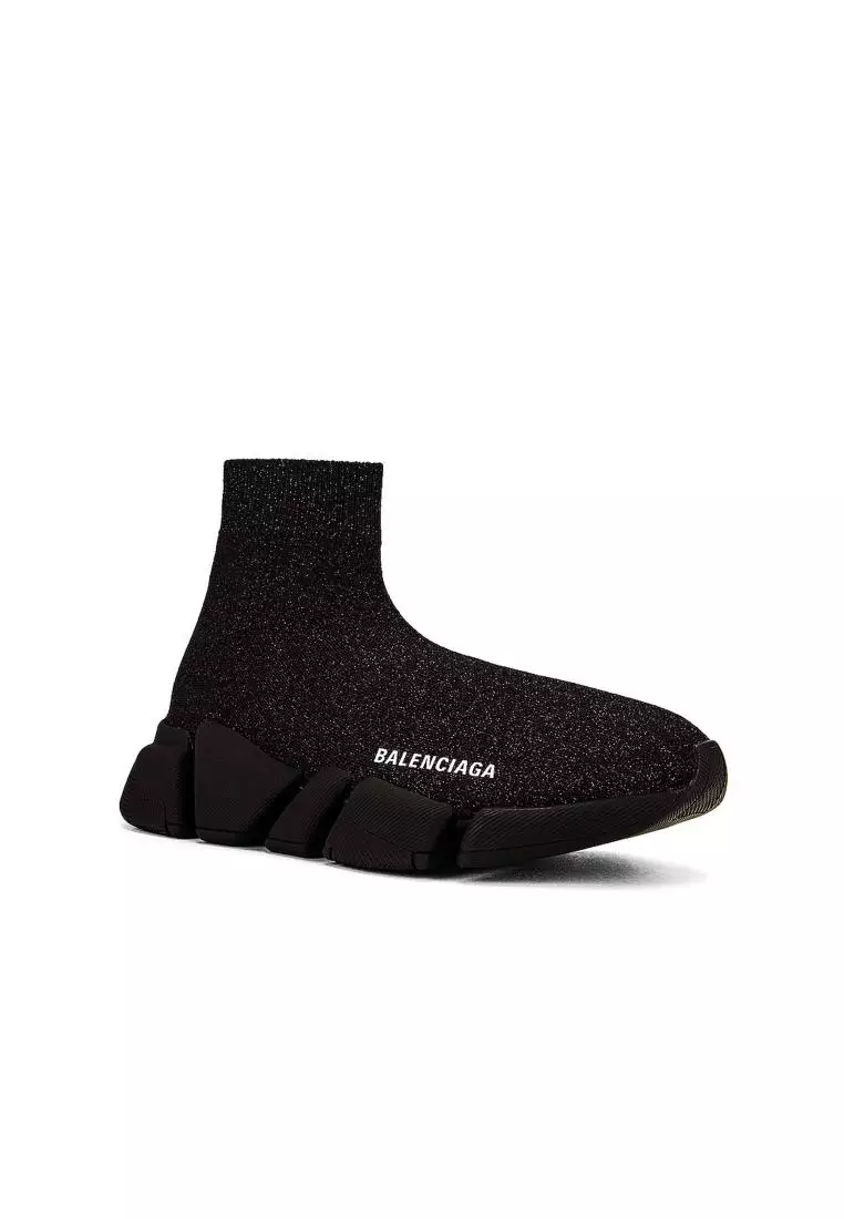 Black on black shop balenciaga speed trainer