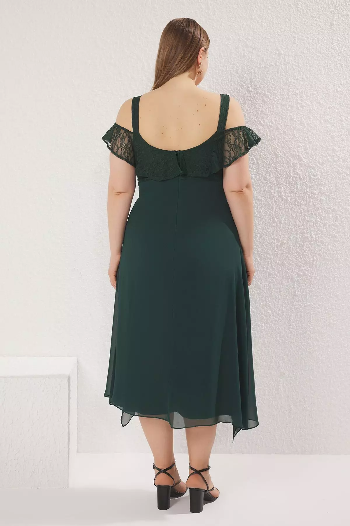 Plus Size Chiffon Midi Dress